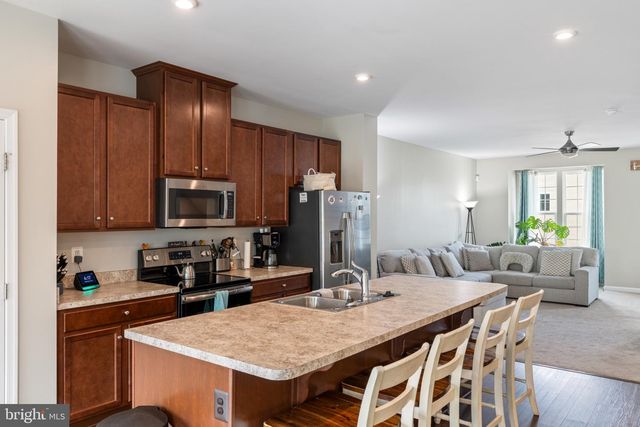 8622 WILMORE LN, Spotsylvania, VA 22553