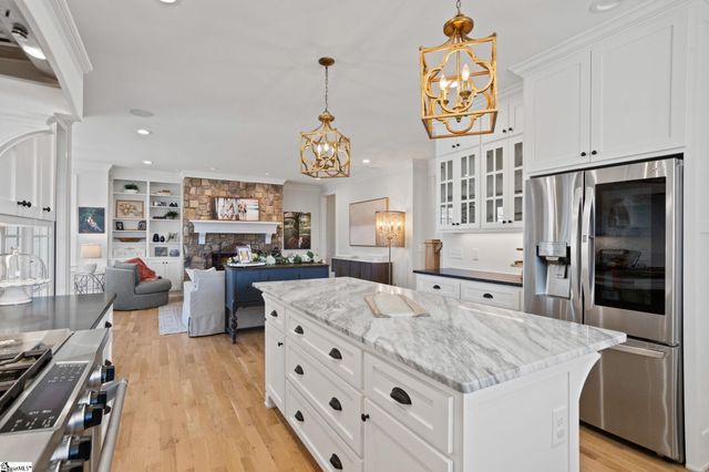 904 Laurelwood Way, Landrum, SC 29356