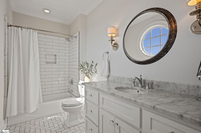 904 Laurelwood Way, Landrum, SC 29356