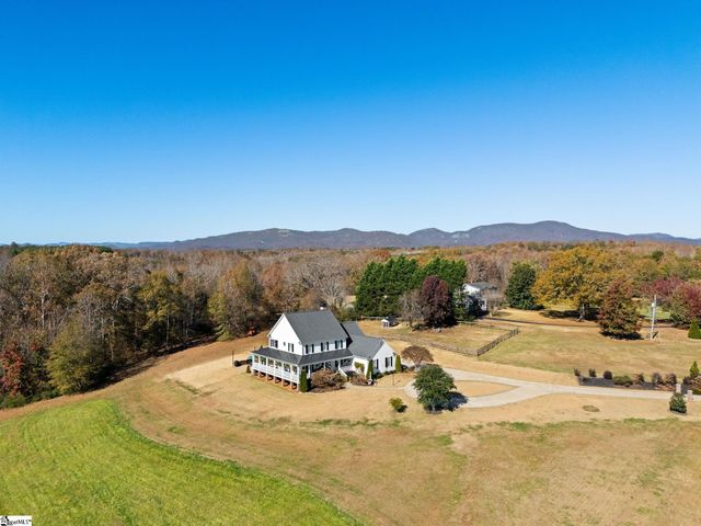 904 Laurelwood Way, Landrum, SC 29356