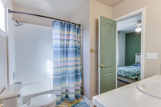 166 Bedford Avenue, Clovis, CA 93611