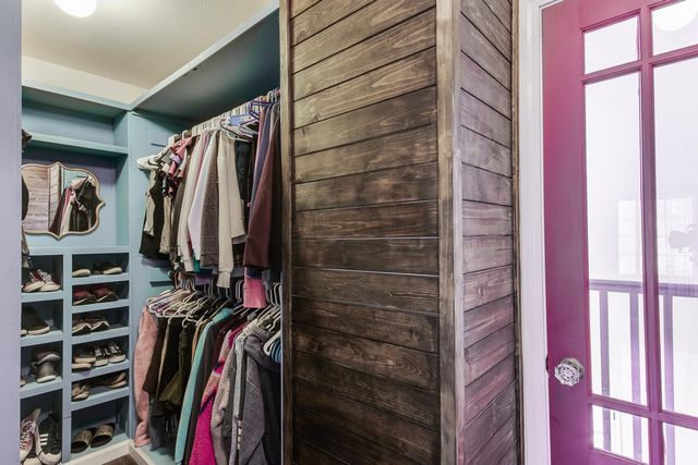 166 Bedford Avenue, Clovis, CA 93611