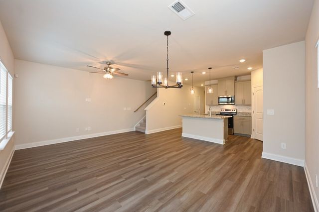 4554 Skywood Ln, Nashville, TN 37207