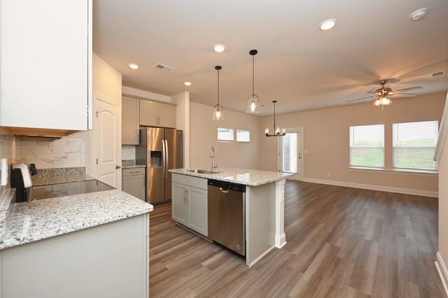 4554 Skywood Ln, Nashville, TN 37207