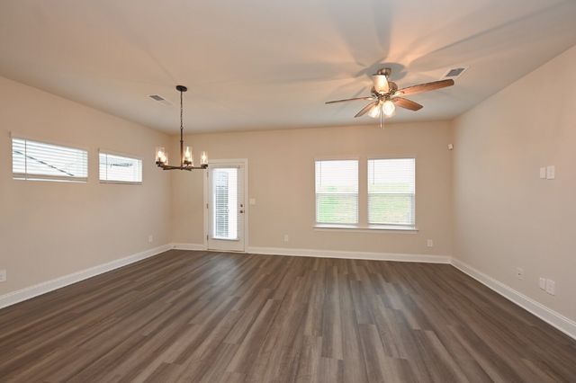 4554 Skywood Ln, Nashville, TN 37207