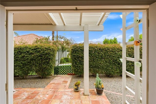 837 Rubi Court, San Jacinto, CA 92583