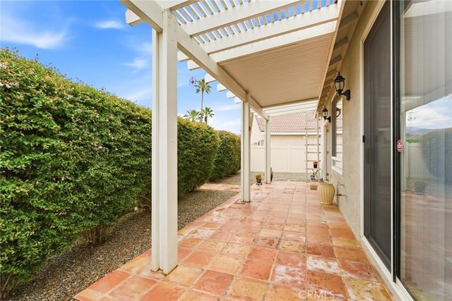837 Rubi Court, San Jacinto, CA 92583