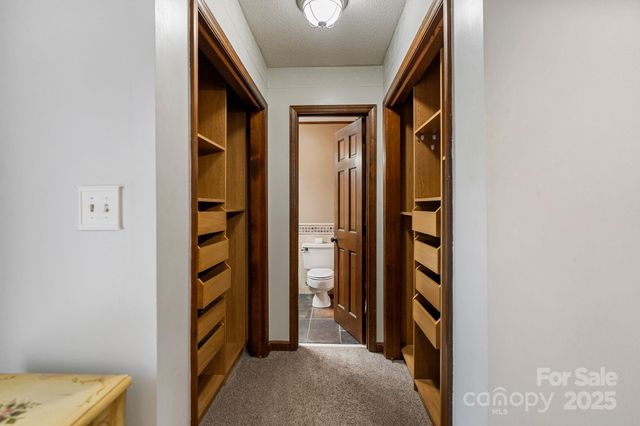 1114 Autumnwood Lane, Charlotte, NC 28213