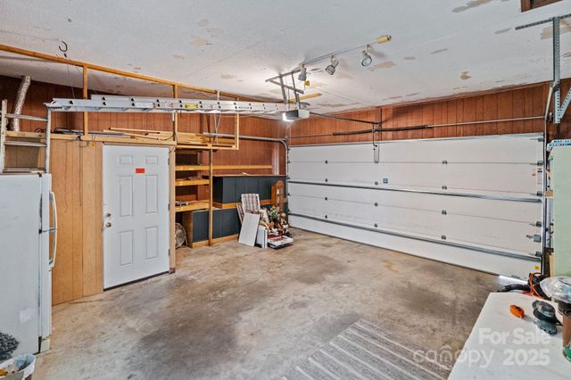 1114 Autumnwood Lane, Charlotte, NC 28213