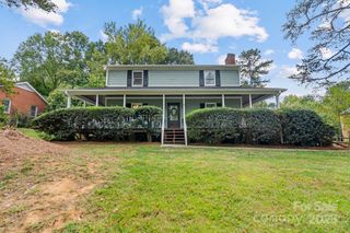 1114 Autumnwood Lane, Charlotte, NC 28213