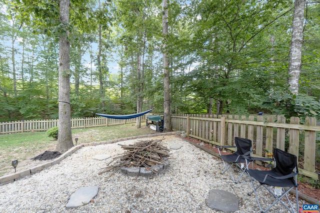 89 RIVERSIDE DR, Palmyra, VA 22963