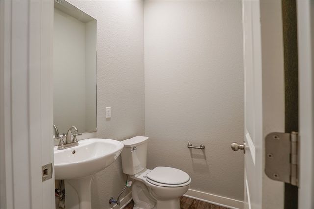 602 N Salem Road, Fayetteville, AR 72704