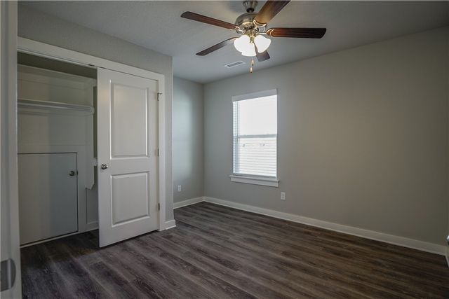 602 N Salem Road, Fayetteville, AR 72704