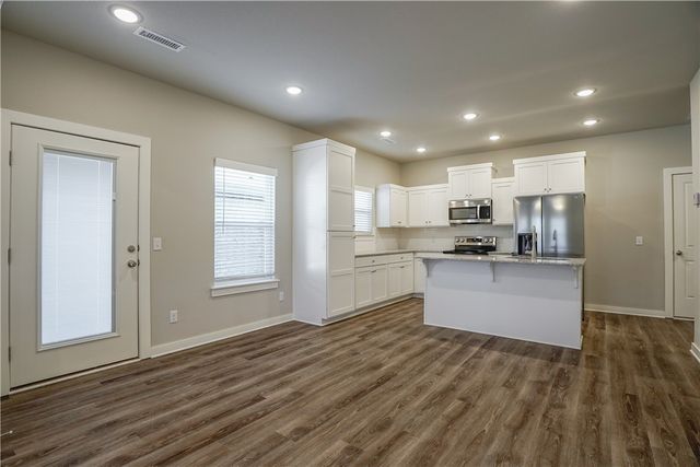 602 N Salem Road, Fayetteville, AR 72704