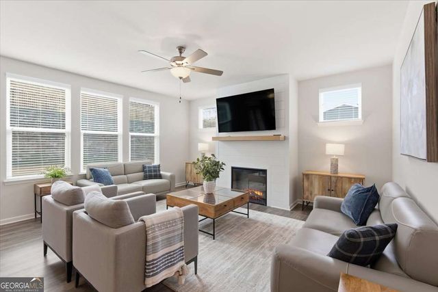 31 Brookside Way NW, Cartersville, GA 30121