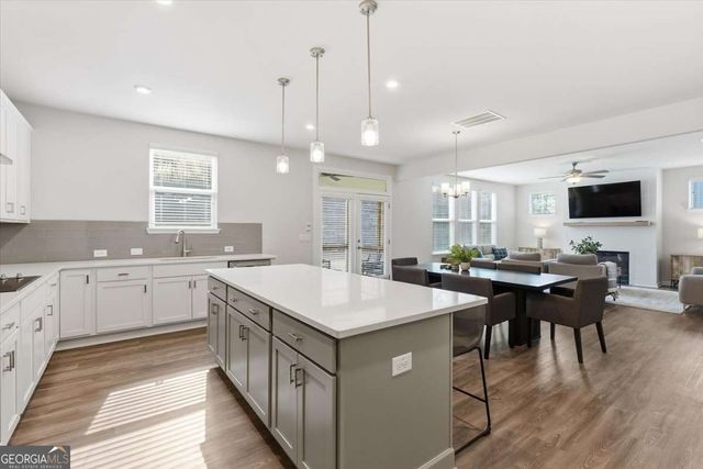 31 Brookside Way NW, Cartersville, GA 30121