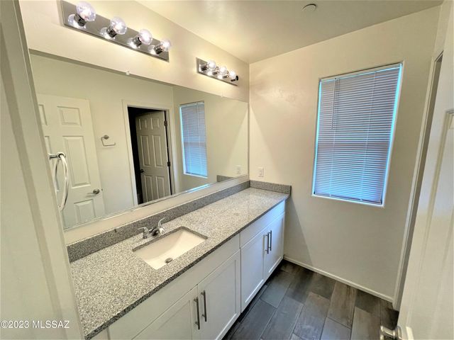 9450 N Andrina Drive, Tucson, AZ 85742