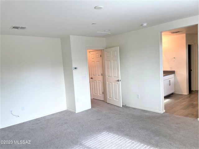 9450 N Andrina Drive, Tucson, AZ 85742