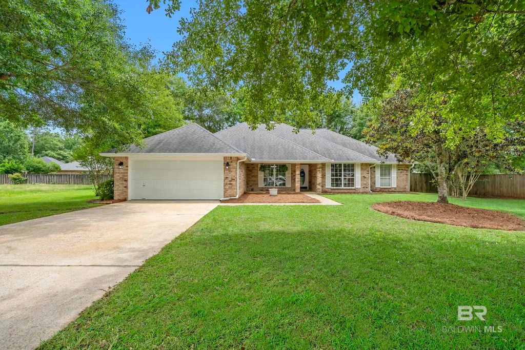 25379 N Sunset Court, Loxley, AL 36551