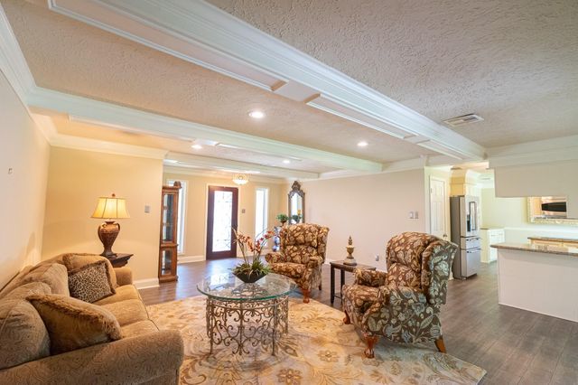 5105 Apple Springs Drive, Pearland, TX 77584