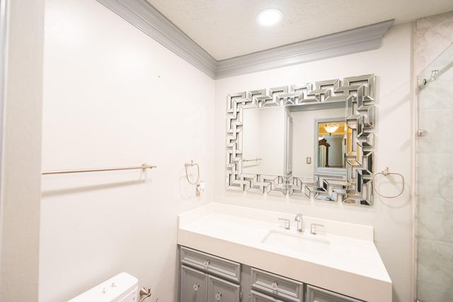 5105 Apple Springs Drive, Pearland, TX 77584