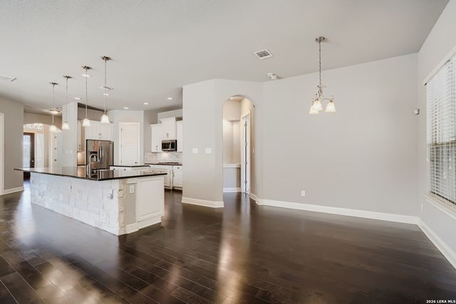 323 ALLEMANIA DR, New Braunfels, TX 78132