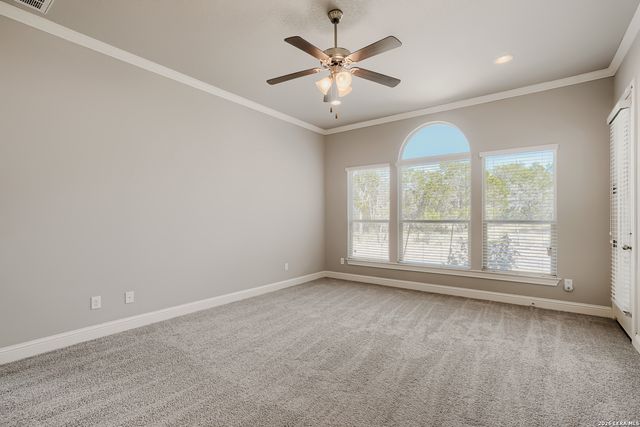 323 ALLEMANIA DR, New Braunfels, TX 78132