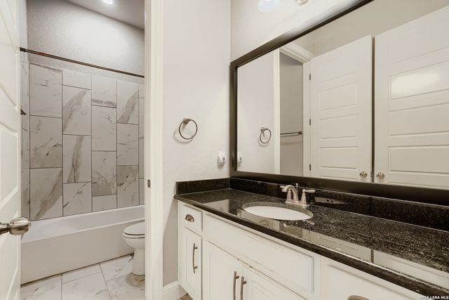 323 ALLEMANIA DR, New Braunfels, TX 78132