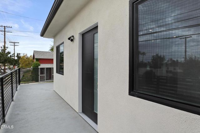 112 N Kenneth Road 201, Burbank, CA 91501