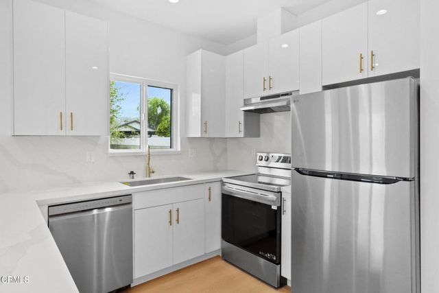 112 N Kenneth Road 201, Burbank, CA 91501