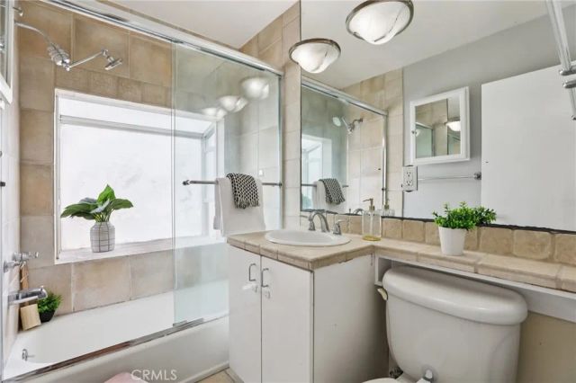 904 Vincent Street, Redondo Beach, CA 90277