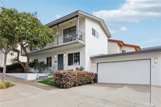 904 Vincent Street, Redondo Beach, CA 90277