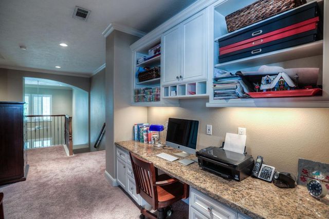 1043 Memorial Village Drive, Houston, TX 77024