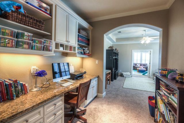 1043 Memorial Village Drive, Houston, TX 77024