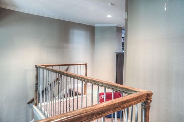 1043 Memorial Village Drive, Houston, TX 77024