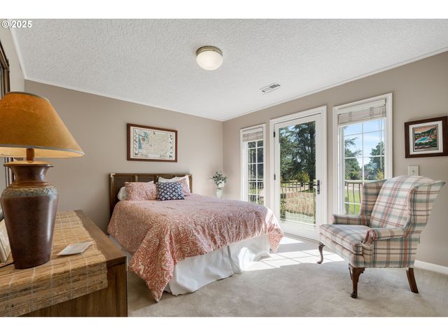 8305 Ne 71ST St, Vancouver, WA 98662