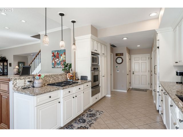 8305 Ne 71ST St, Vancouver, WA 98662