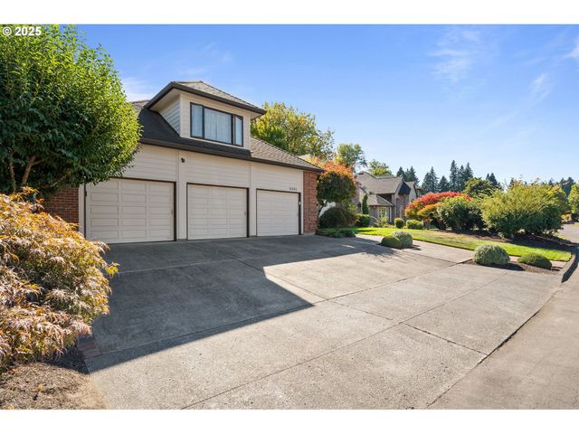 8305 Ne 71ST St, Vancouver, WA 98662