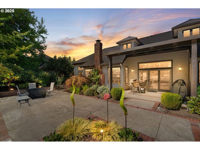 8305 Ne 71ST St, Vancouver, WA 98662