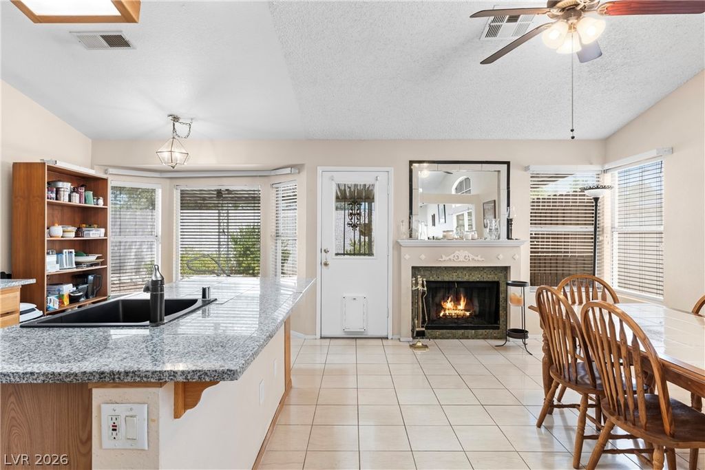 6216 Mandarin Drive, Las Vegas, NV 89108 — photo 5