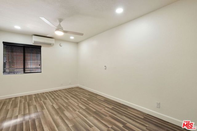 327 Chestnut Avenue 104, Long Beach, CA 90802