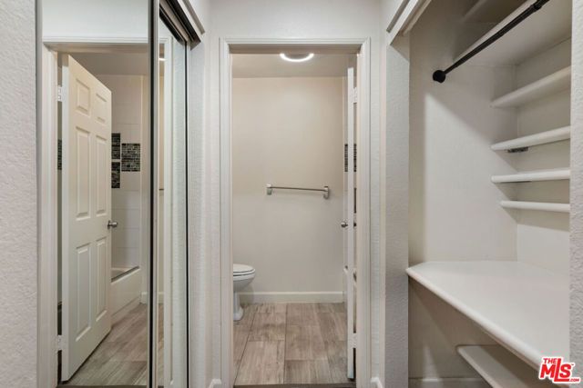 327 Chestnut Avenue 104, Long Beach, CA 90802