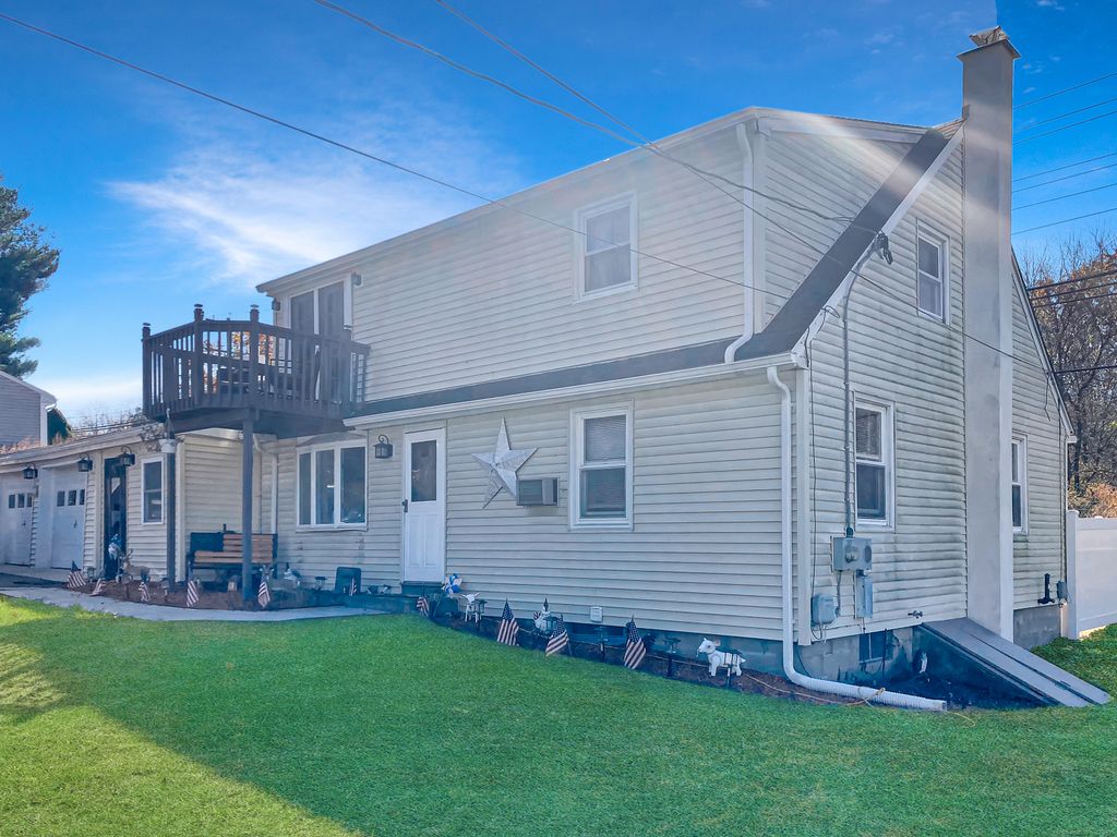 6 Schwartz Road, Bozrah, CT 06334