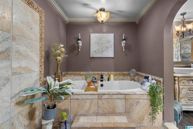 604 4TH AVENUE S, Jasper, AL 35501