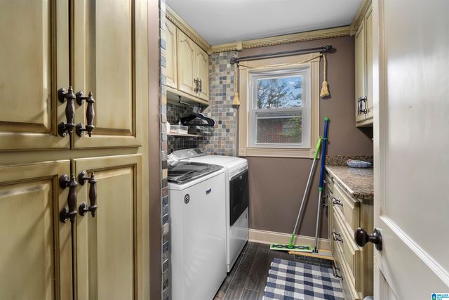 604 4TH AVENUE S, Jasper, AL 35501