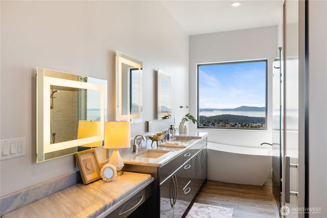 3943 Rockridge Parkway, Anacortes, WA 98221