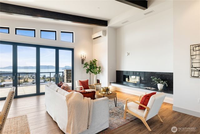 3943 Rockridge Parkway, Anacortes, WA 98221