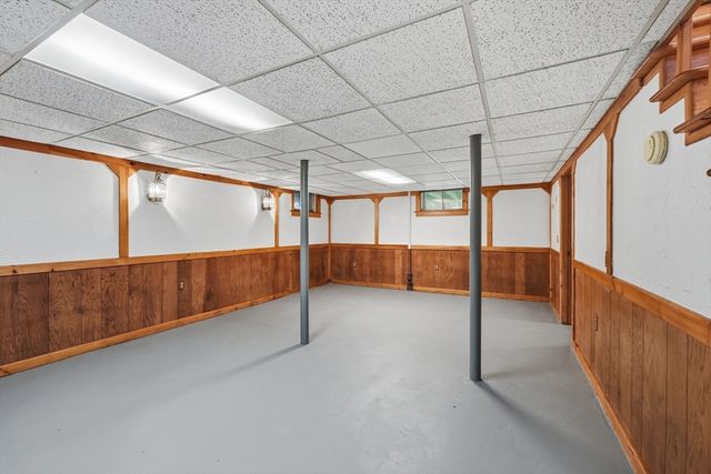 43 Robin Rd, Worcester, MA 01604