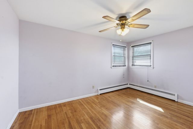 43 Robin Rd, Worcester, MA 01604