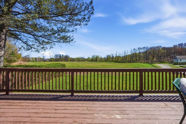 43 Robin Rd, Worcester, MA 01604